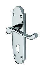 Carisbrooke Scroll WC Handle